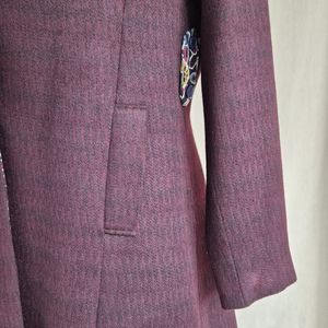 مشخصات پالتو زنانه زرشکی