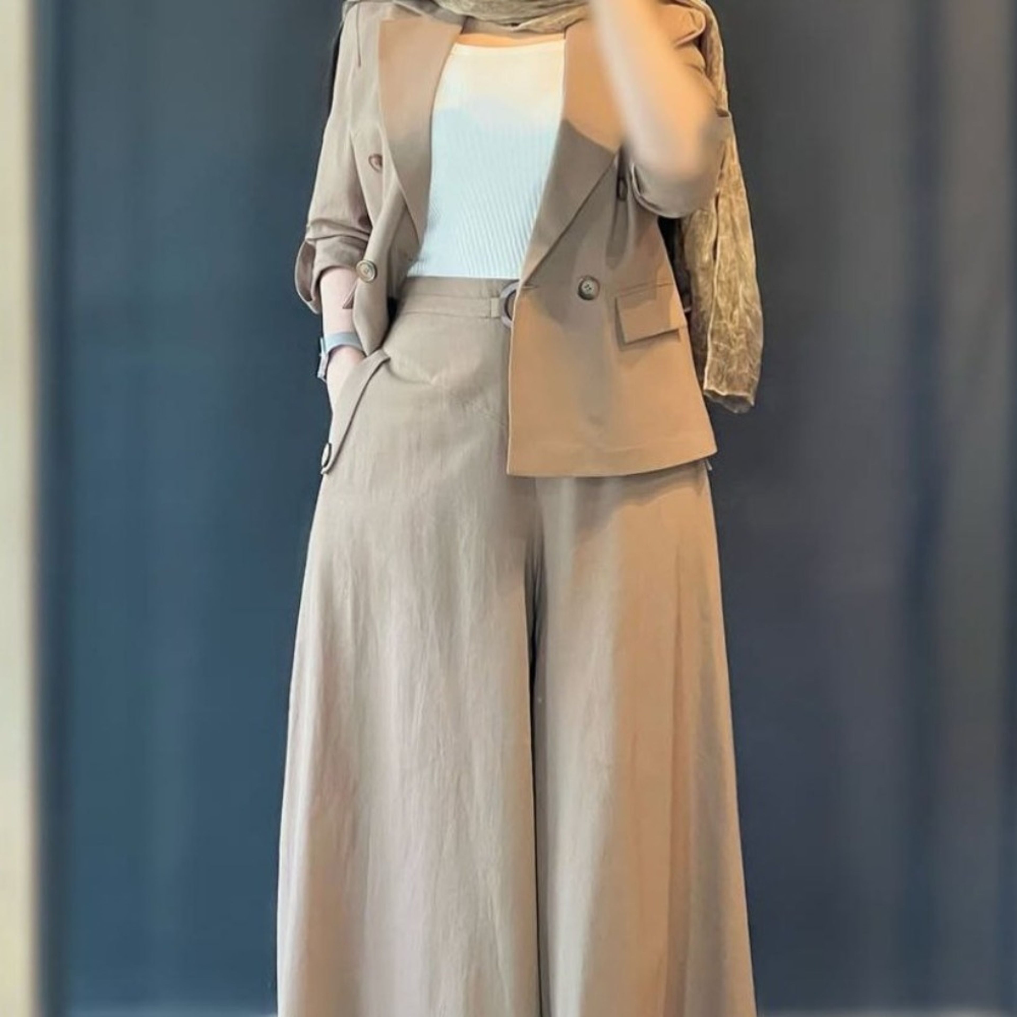 فروش اینترنتی کت و شلوار رویا