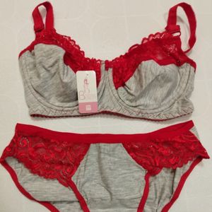 ست شورت و سوتین فنردار ملانژ و گیپور st75y