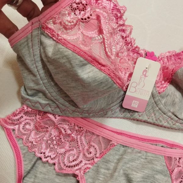 ست شورت و سوتین فنردار ملانژ و گیپور st75y