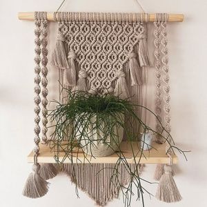 شلف چوبی پربافت مکرمه بافی طرح آرت بیوتی