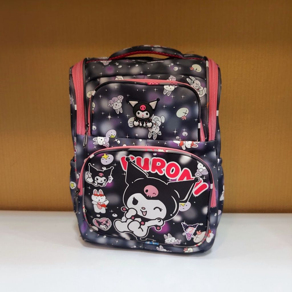 قیمت کوله پشتی کورومی صندوقی مدل انگلیسی Kuromi