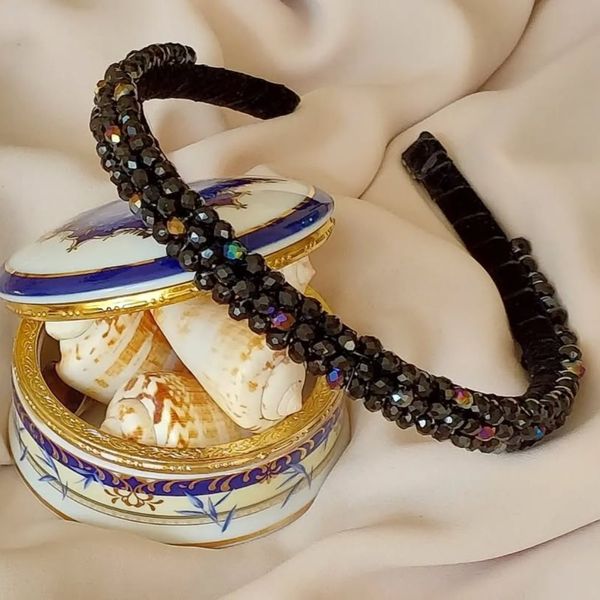 تل جواهر دوزی