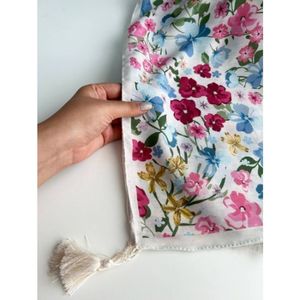 خرید اینترنتی روسری نخی قواره 140 نخ گلوریا و شال نخی قواره 188×68 نخ سیااسکارف