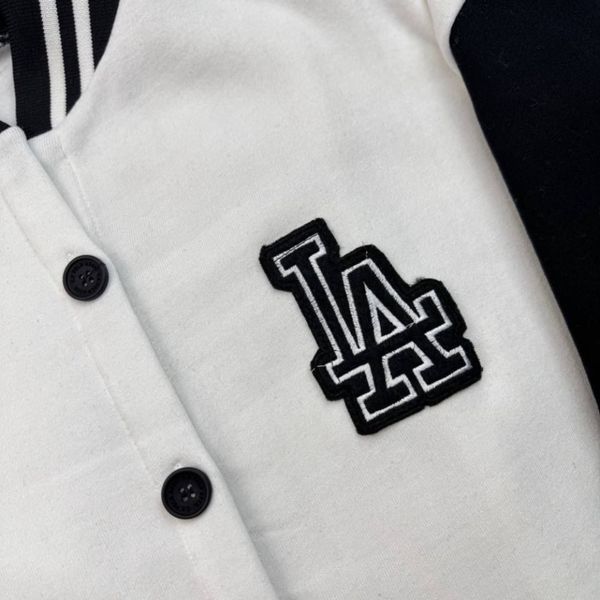 سوییشرت بیسبالی تو کرکی