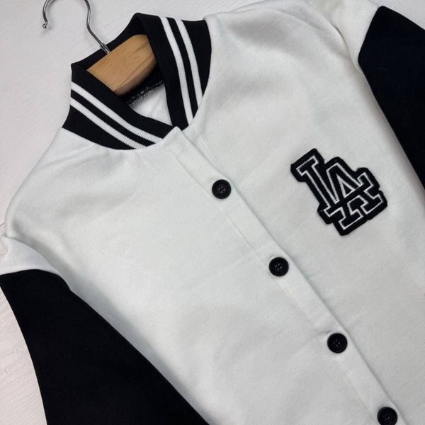 سوییشرت بیسبالی تو کرکی