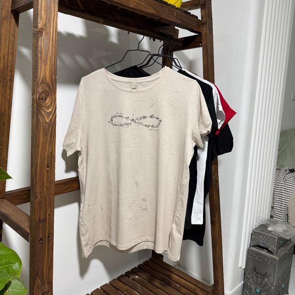 تیشرت زنانه خاص