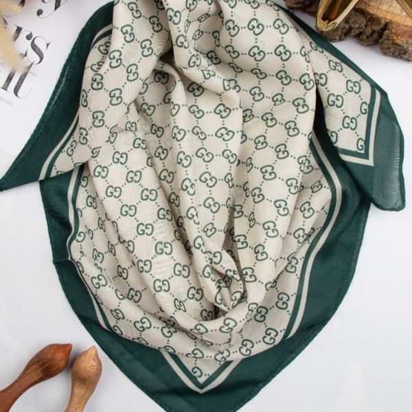 مینی اسکارف نخی گوچی قواره 75