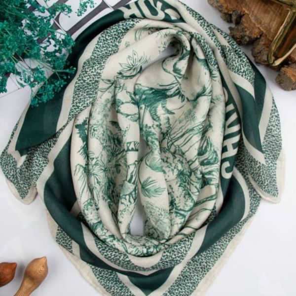 مینی اسکارف نخی سبز طرحدار قواره 75