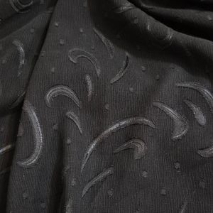 خرید اینترنتی قواره پارچه کریشه طرح دار مشکی