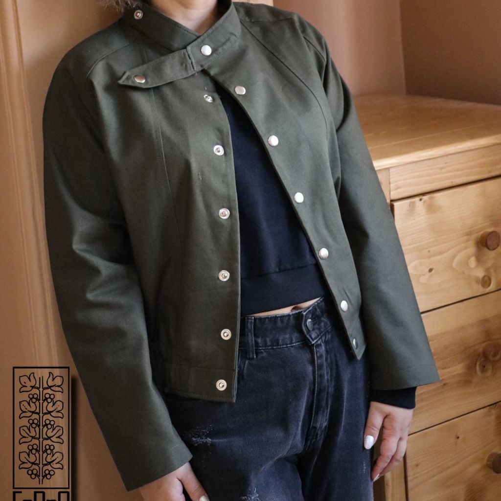 خرید اینترنتی بامبرجکت زنانه کوتاه