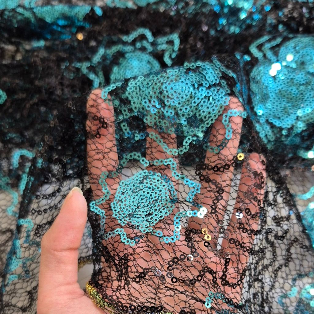 قیمت قواره پارچه دانتل پولک دوزی شده مشکی سبزآبی کله غازی