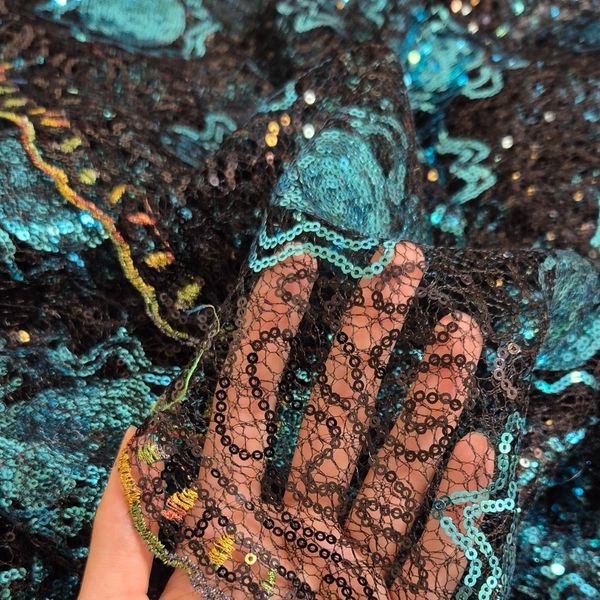 قواره پارچه دانتل پولک دوزی شده مشکی سبزآبی کله غازی