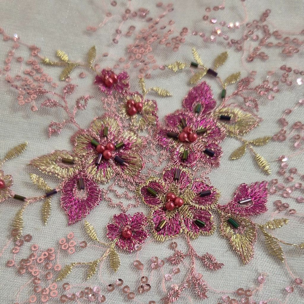 قیمت قواره پارچه تور خامه دوری شده صورتی سنتی