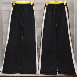 شلوار گلکسی بغل نوار کنفی