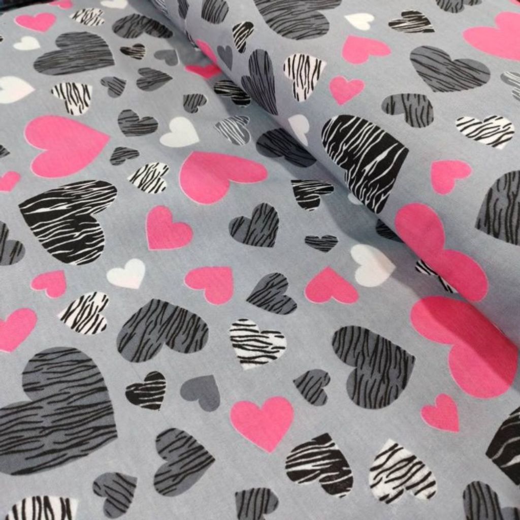 خرید انلاین پارچه آشپزخانه طرح قلب صورتی عرض 2 متر