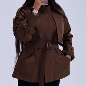 مشخصات مانتو زنانه کتان کوتاه ترنچ