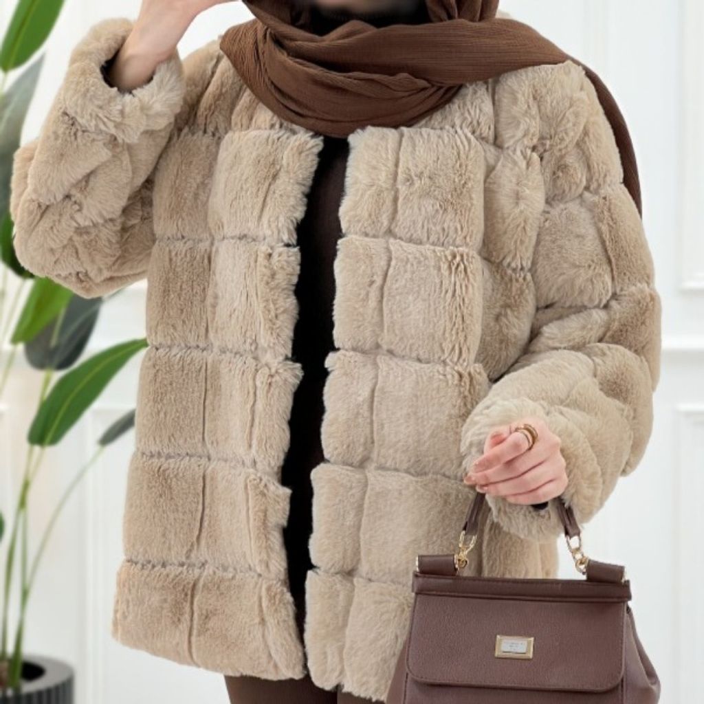 مشخصات کت نیلدا پارسی