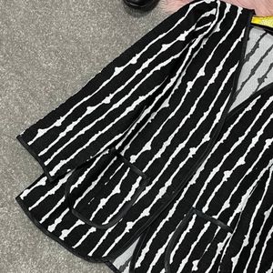 مشخصات کت گلیمی طرح زبرا