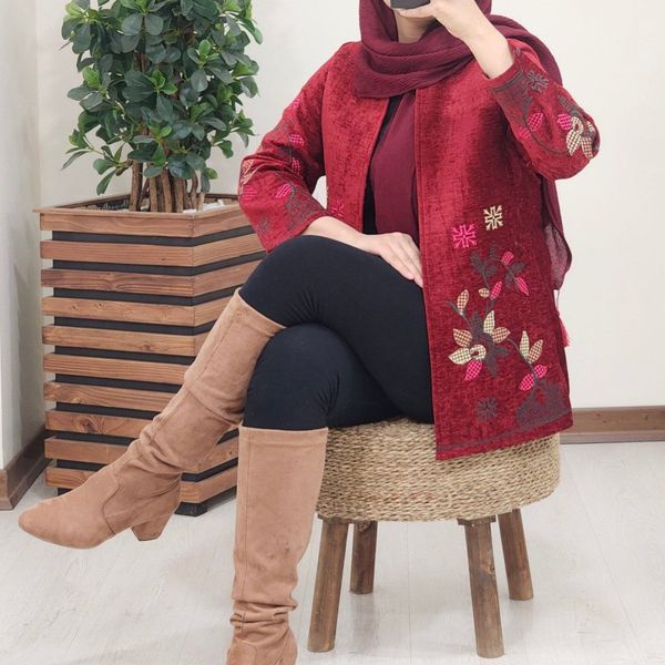 کت تک گیتی نورا