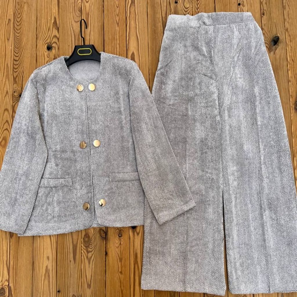 خرید انلاین کت و شلوار مخمل بیسکویتی