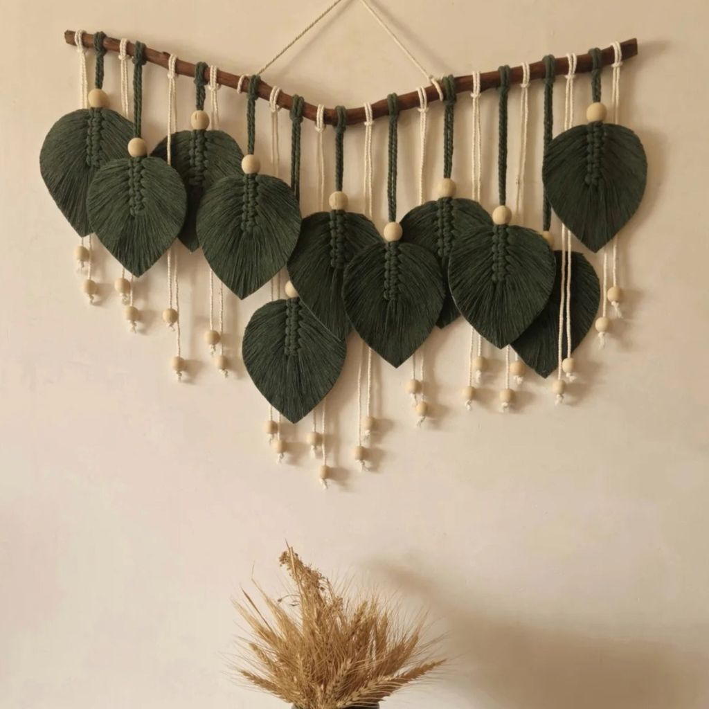 مشخصات آویز برگ مهره دار مکرومه مدل مارلین