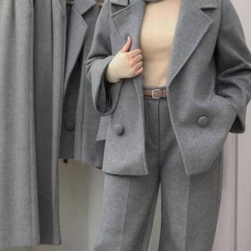 مشخصات کت و شلوار توییت پشمی