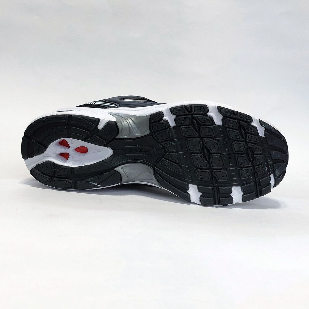 خرید اینترنتی کتونی پرطرفدار نیوبالانس 530 مشکی سفید New balance