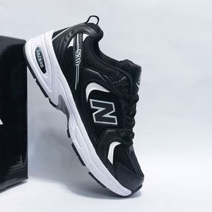 مشخصات کتونی پرطرفدار نیوبالانس 530 مشکی سفید New balance