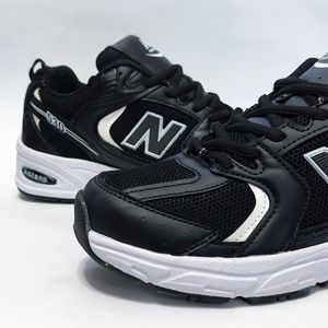 خرید آنلاین کتونی پرطرفدار نیوبالانس 530 مشکی سفید New balance