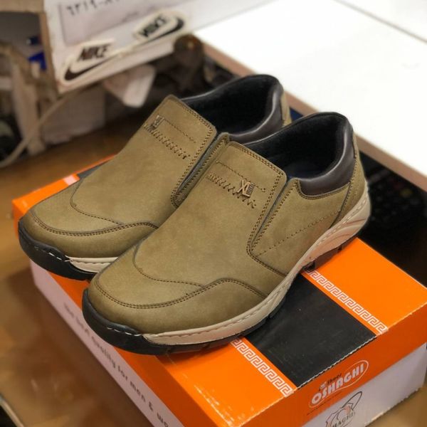 کفش طبی چرم مردانه  بی بند مدل اروند زیتونی