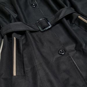 خرید آنلاین بارانی زنانه طرح ترانه