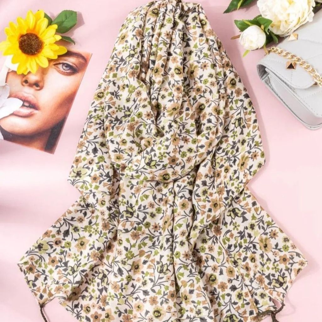 خرید آنلاین شال نخی سبز گلدار ریز نرم و لطیف با ارسال فوری