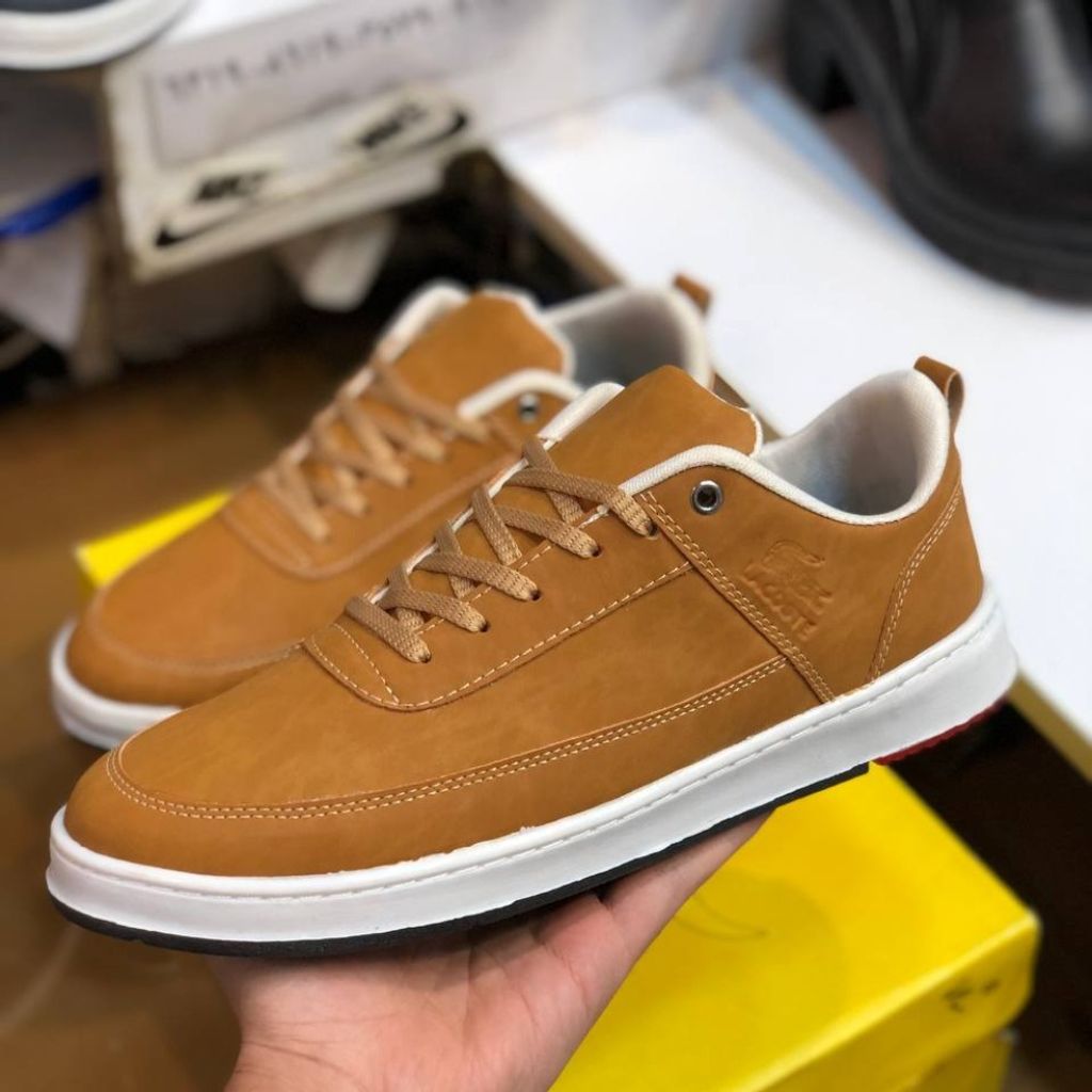 خرید آنلاین کفش چرم مردانه لاگوست رنگ عسلی دور دوخت