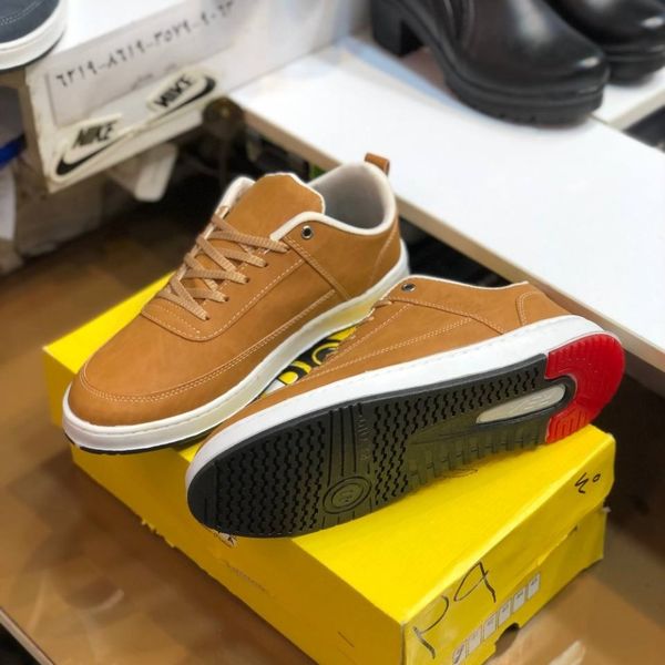 کفش چرم مردانه لاگوست رنگ عسلی دور دوخت