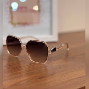 فروش اینترنتی عینک آفتابی گوچی زنانه