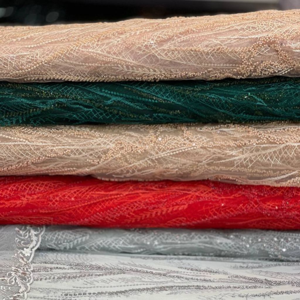 مشخصات پارچه توری مجلسی ابریشم دوزی4