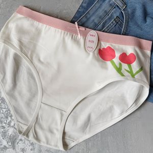 مشخصات شورت عروسکی زنانه طرح گل بسته 5 عددی