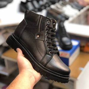 قیمت ارزان کفش نیم بوت چرم مردانه مدل لیون مشکی