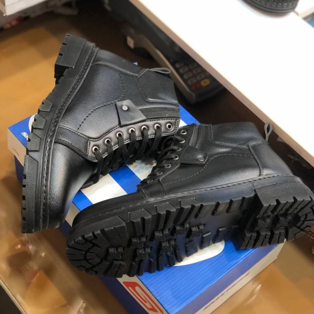 مشخصات کفش نیم بوت چرم مردانه مدل لیون مشکی