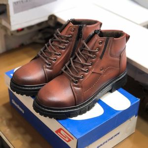 قیمت ارزان کفش نیم بوت مردانه چرم طرح لیون عسلی