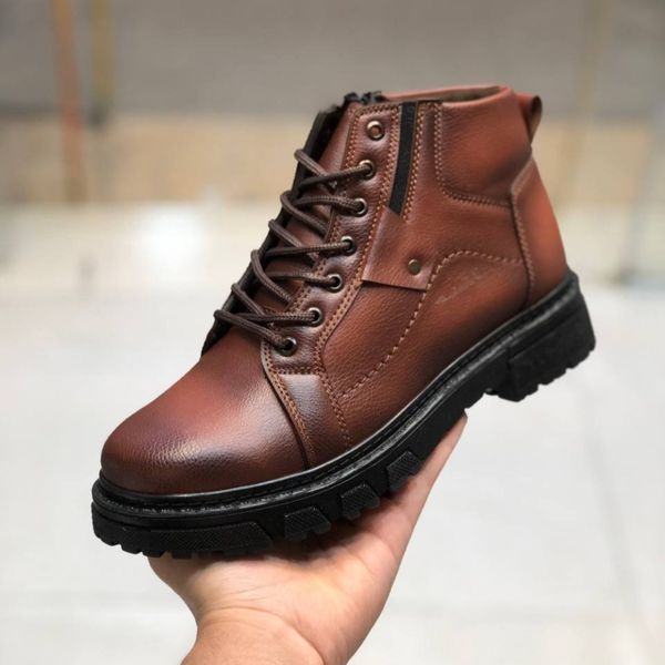 کفش نیم بوت مردانه چرم طرح لیون عسلی