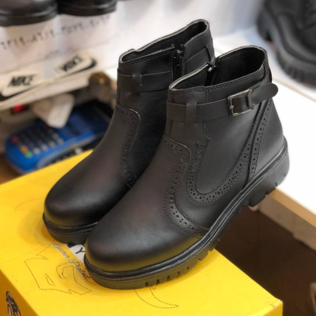 خرید آنلاین کفش نیم بوت زنانه مدل پالت مشکی