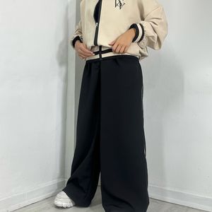 خرید اینترنتی ست دوتیکه کتان مخملی ترک( بامبر جکت،شلوار)