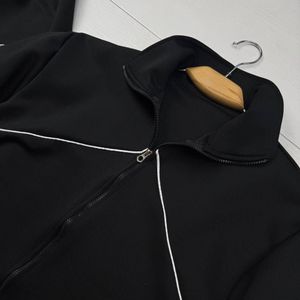 مشخصات سویشرت و شلوار طرح نانسی