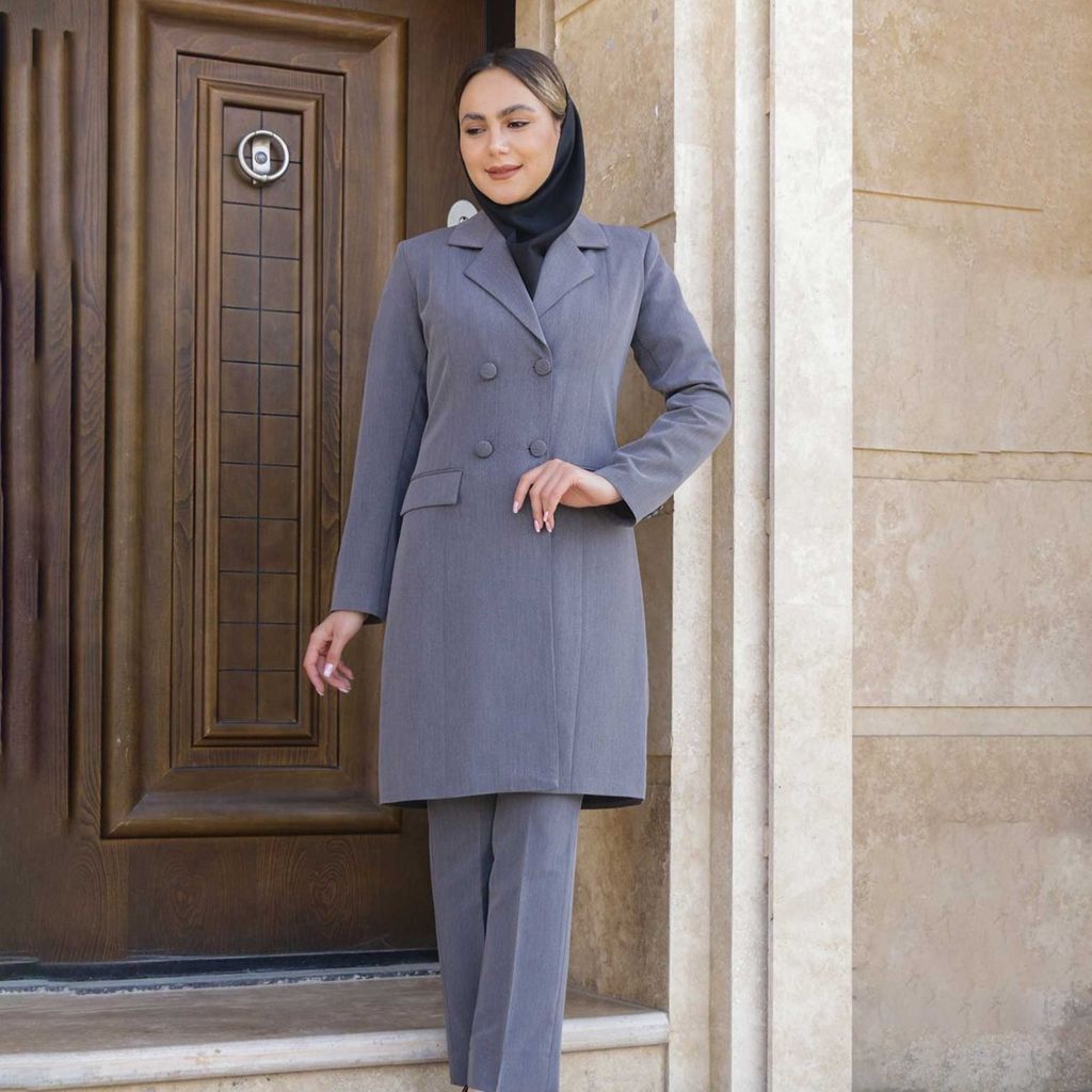 خرید آنلاین مانتو شلوار اداری شاهین دوخت مدل چهار دکمه پارچه‌ای کد 4012