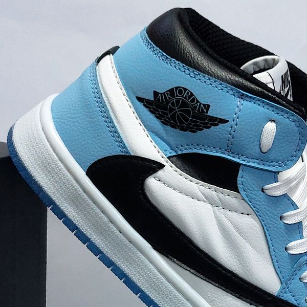 ✴️ کتونی نیمساق نایک ترویس اسکات Nike Travis