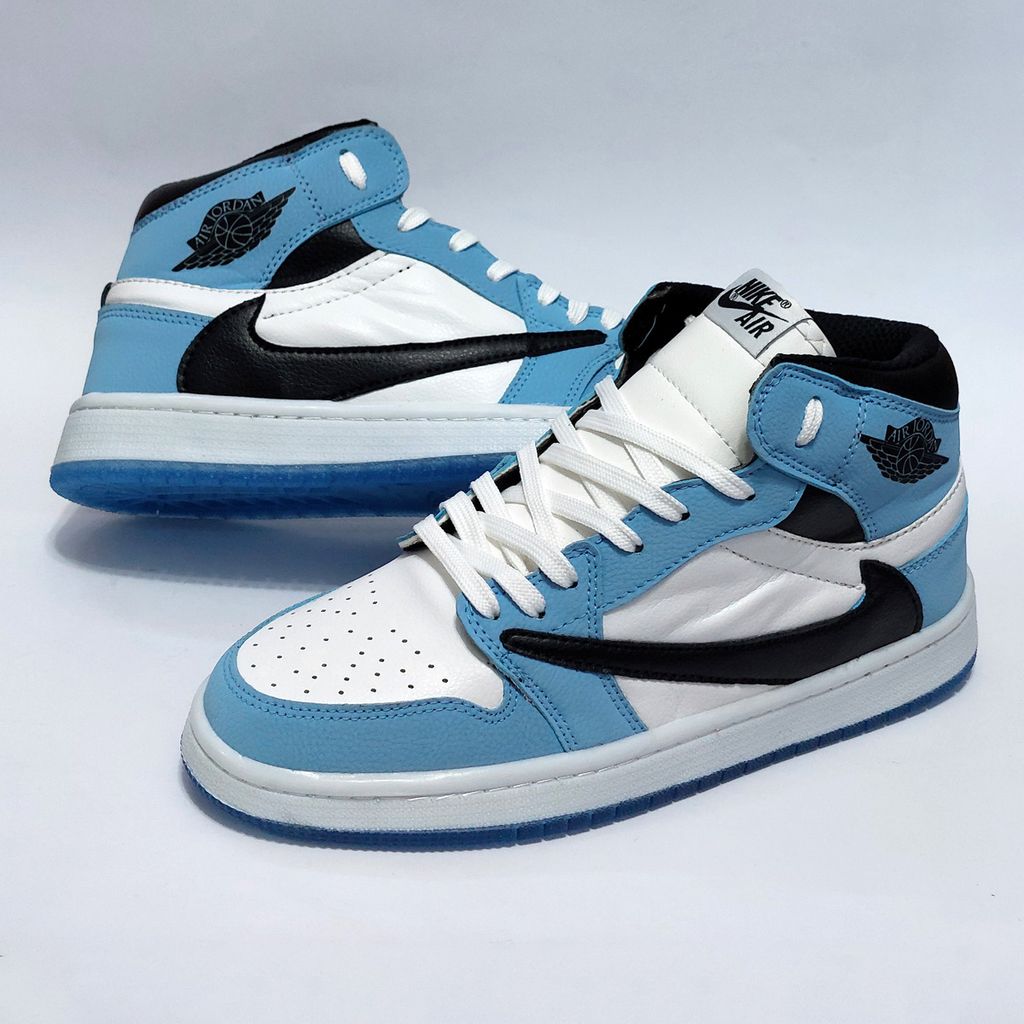 قیمت ✴️ کتونی نیمساق نایک ترویس اسکات Nike Travis