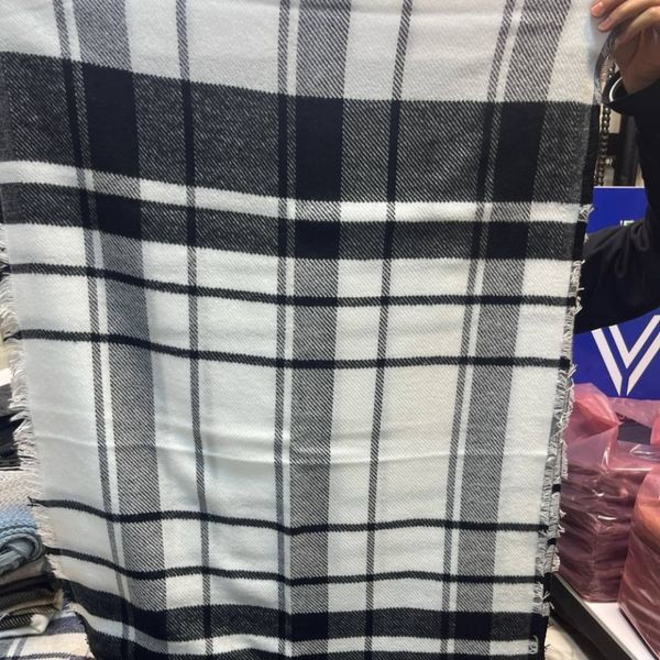 شال موهر چهارخونه زمستانه