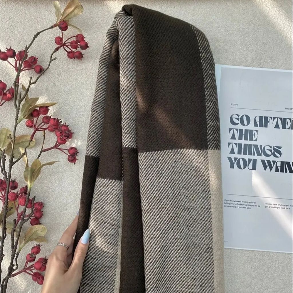 مشخصات شال موهر چهارخونه زمستانه